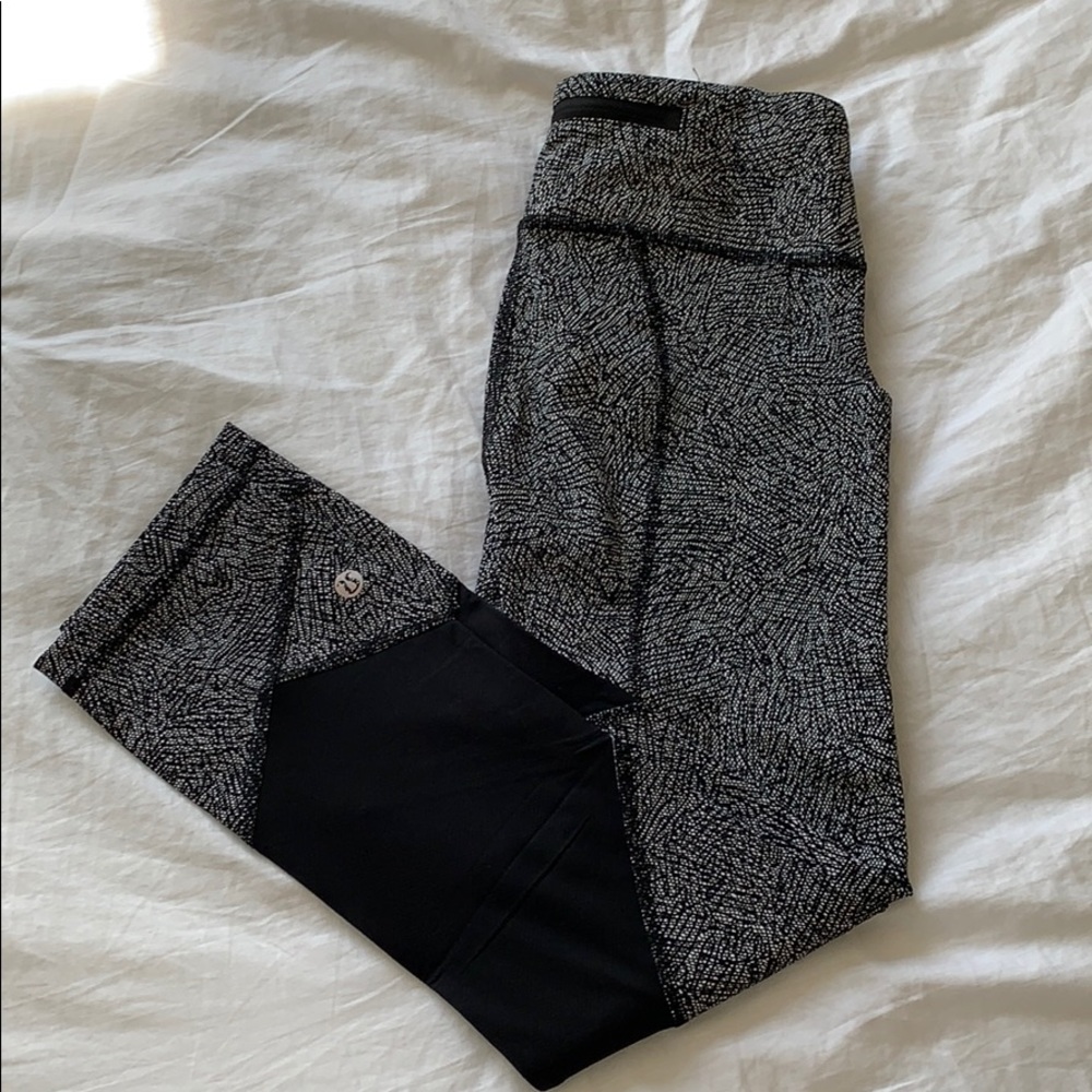 Lululemon Pace Rival Crop NWOT